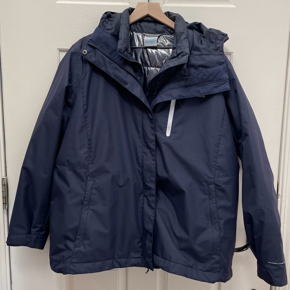 LIKE NEW!! 3-in-1 Columbia jacket